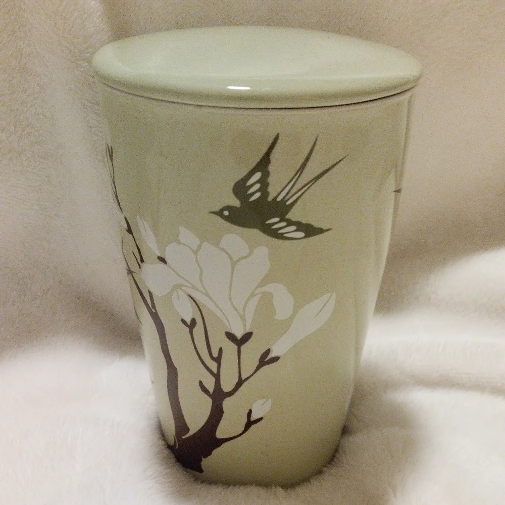 Teaforte Ceramic Green Sparrow Motif Tea Mug with Lid